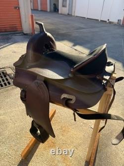 Nice Western Horse Saddle! Genuine Leather. Never used