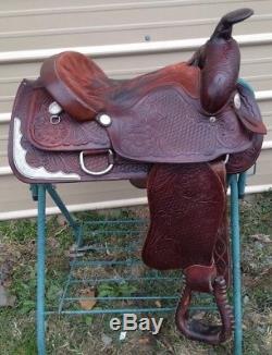 Nice used King tooled leather15 Western trail/ pleasure saddle withsilver US made