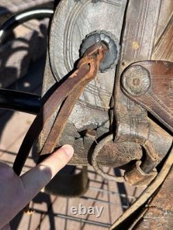 Old West Antique Half seat saddle with Stagg Rigging