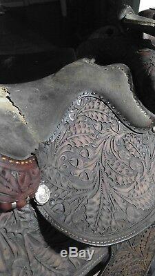 Older dark oil Western Horse Saddle with beautiful acorn tooling all over 15 in