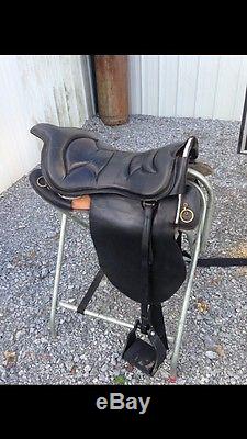 Original Tarpin Hill Trooper Saddle 18 NO RESERVE