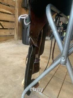 Orthoflex Cutback Endurance Saddle With Flex Panel Western Fenders & Fleece Pads