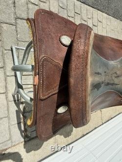 Outlaw Outfitters 17 Chocolate Roughout Trainer Western Saddle