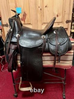 PRICE REDUCED R. T. Fraizer 14.5 Western Saddle withBrass Horn & Saddle bags