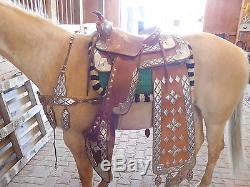 Parade saddle