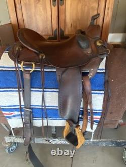 Parelli Fusion Western Saddle. Custom With Oak Stirrups, Bucking Rolls, 17 Seat