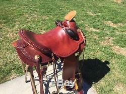 Parelli western fusion saddle in gorgeous brown leather with black trim