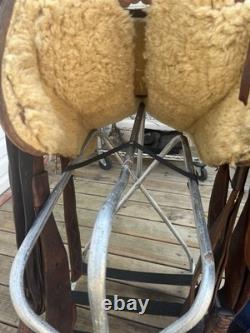 Preowned Bill Oliver saddle, Amarillo, TX 15 Seat