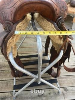 Preowned Bill Oliver saddle, Amarillo, TX 15 Seat