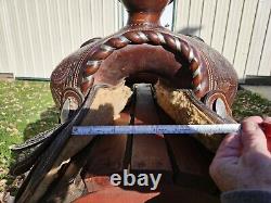 QUALITY 16 SHOW SADDLE HUGE HORN CAP With M Fine PinOak Tooling #1203 795 40784