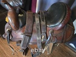 Reinsmen Western Saddle 17 Seat