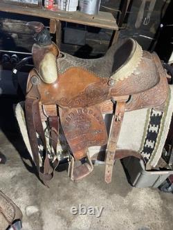 Robert J. Sadler Saddlery Roping Western Saddle Brown Leather Traditional