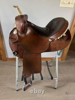 Rocking R Saddlery Bear Trap Western Barrel Saddle 15 Seat