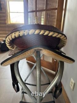 Rocking R Saddlery Bear Trap Western Barrel Saddle 15 Seat
