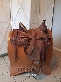 Roughout Roping Saddle 16 / FQHB