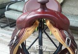 Rw bowman saddle 16inch seat very good condition