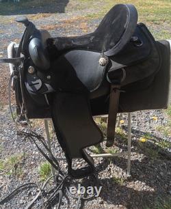 SADDLE, Bridle, 2 Saddle blanket/pads and extra tack Western Black Local Pickup