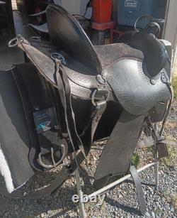 SADDLE, Bridle, 2 Saddle blanket/pads and extra tack Western Black Local Pickup
