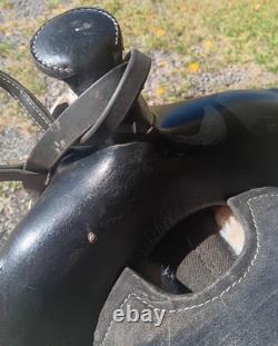 SADDLE, Bridle, 2 Saddle blanket/pads and extra tack Western Black Local Pickup