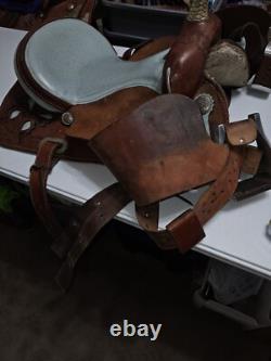 Saddle King Adult 15 Leather Western Saddle