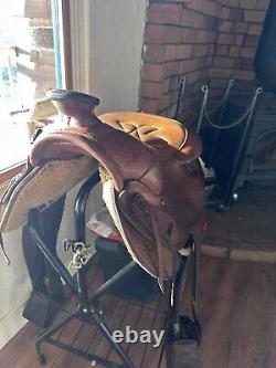 Saddle King Of Texas western saddle used Vintage