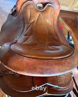 Saddle King Of Texas western saddle used Vintage