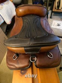 Sensation Ride treeless saddle Western Sport 15 seat with multiple accessories