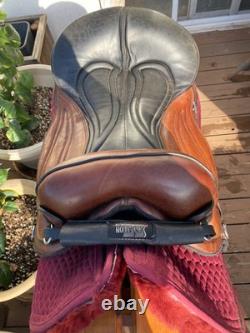 Sensation Ride treeless saddle Western Sport 15 seat with multiple accessories