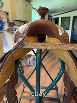Showman Corriente Western Show Saddle 15 Inch Silver Tooled