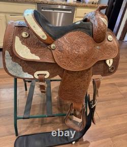Showman Corriente Western Show Saddle 15 Inch Silver Tooled
