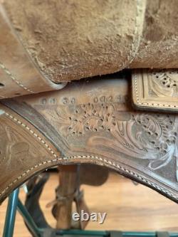 Showman Corriente Western Show Saddle 15 Inch Silver Tooled