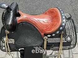 Simco 15.5 Western Parade Saddle