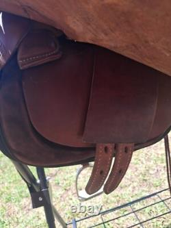 Simco Buena Vista plantation gaited horse saddle