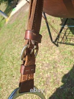 Simco Buena Vista plantation gaited horse saddle