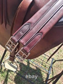 Simco Buena Vista plantation gaited horse saddle
