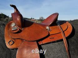 Simco Western 15 Trail saddle