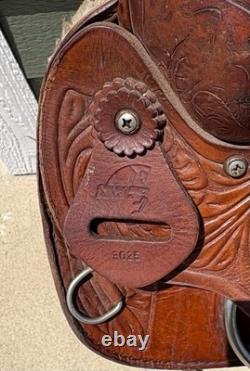 Simco Western Pleasure / Trail Saddle 15 Seat Honey Brown, Hand Tooled
