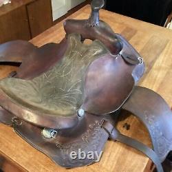 Simco Western Trail Saddle 17. Excellent Condition with Silver Accents