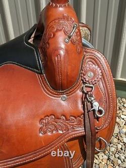 Super comfortable padded seat used 16 Tex Tan Flex Tree Western Saddle