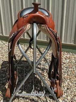 Super comfortable padded seat used 16 Tex Tan Flex Tree Western Saddle