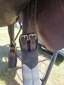 Syd Hill Austrailian Stock Saddle, saddle pad, bags, cinch excellent condition