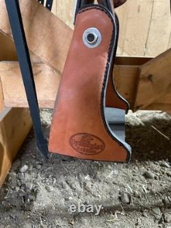 Synergist Western Saddle 17 Seat with the famous jean seamEnglish rigging