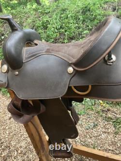 Synthetic Wintec western trail saddle, used, lightweight, see pics