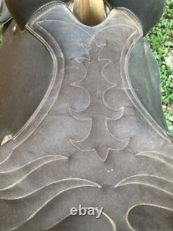 Synthetic Wintec western trail saddle, used, lightweight, see pics