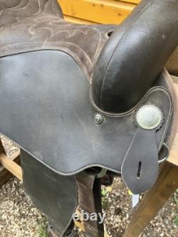 Synthetic Wintec western trail saddle, used, lightweight, see pics