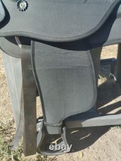 Synthetic western trail saddle, used, lightweight, see pics