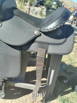 Synthetic western trail saddle, used, lightweight, see pics