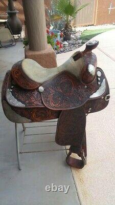 Tex Tan AQHA Western Silver Show Saddle (16 inch Seat)
