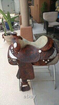 Tex Tan AQHA Western Silver Show Saddle (16 inch Seat)