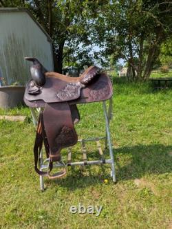 Tex tan western saddle